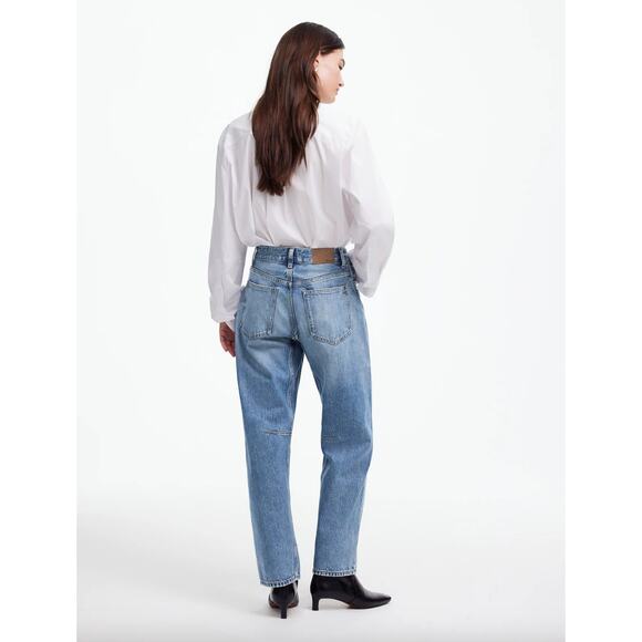 Madewell The Tall Darted Barrel Leg Jean Dobbins Wash Blue Rigid Slouchy 26T NWT - Picture 4 of 15